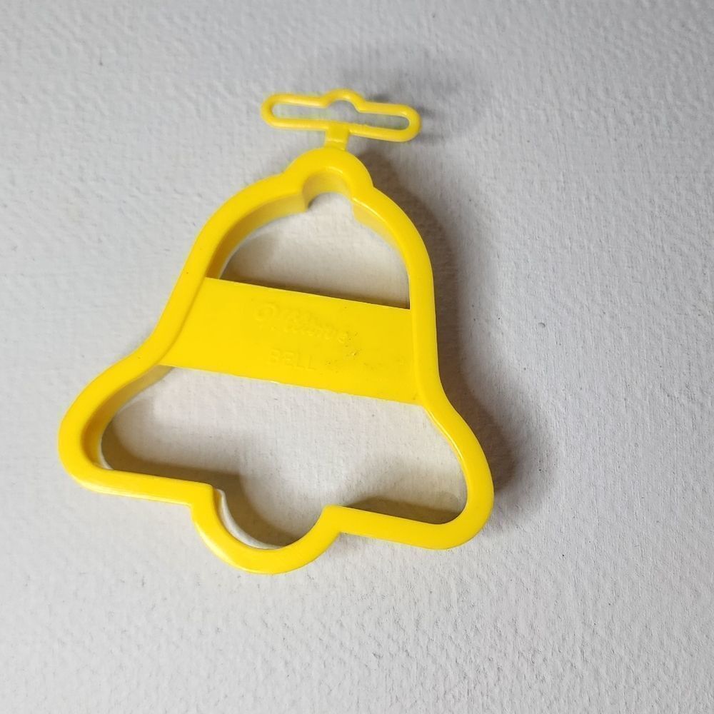 Wilton Cookie Cutter Bell Yellow New
